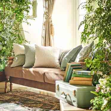 ソファ席も人気装飾のひとつ☆