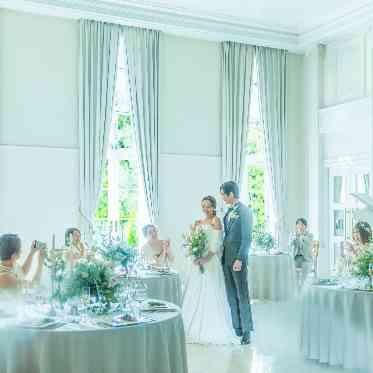 ニーズ宇都宮 by T&G WEDDING(旧 アーカンジェル迎賓館 宇都宮) 白の会場だからこそナチュラルな装飾も合います
