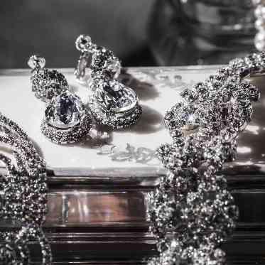 アーセンティア迎賓館　高崎/テイクアンドギヴ・ニーズウェディング MIRROR MIRROR