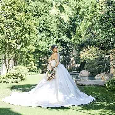 ホテルグランドティアラ南名古屋(旧ホテルグランドティアラ安城) 前撮り当日ともにガーデンでの写真撮影は必須!