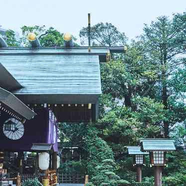 東京大神宮マツヤサロン 季節に合わせて四季が楽しめます