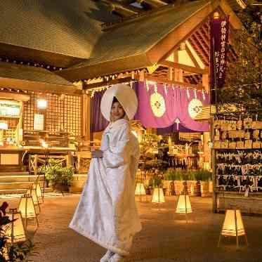 東京大神宮マツヤサロン かがり火挙式も人気