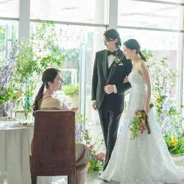 ゲストと近い距離で