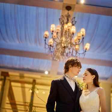 Mia Via(ミア ヴィア) シャンデリアが煌めく