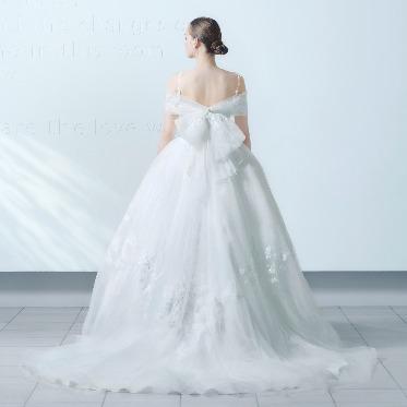 ウエディングドレス