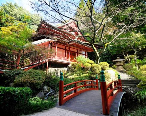 ロイヤルガーデンパレス 八王子日本閣