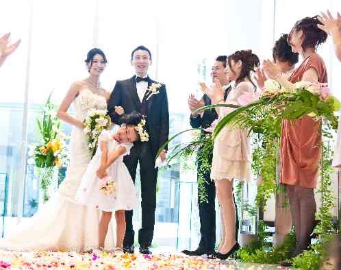 ALCAZAR AVVIO(アルカーサル・アヴィオ)の画像1