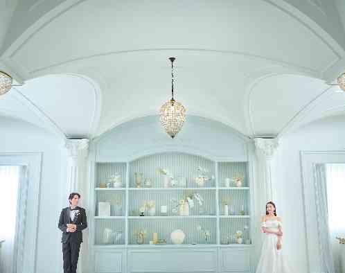 アニヴェルセル 白壁の写真5