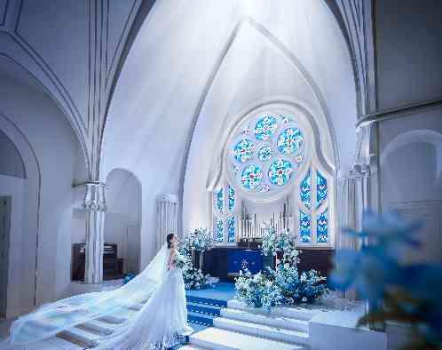 アニヴェルセル 白壁の画像1