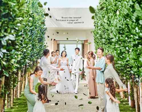 白の教会/アールイズ・ウエディングの写真2