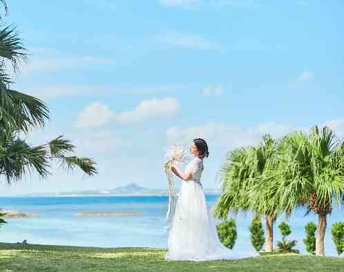 白の教会/アールイズ・ウエディングの写真4