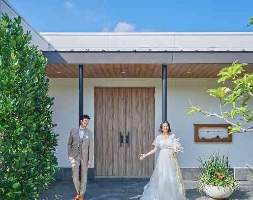 白の教会/アールイズ・ウエディングの写真4