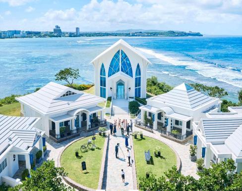 クリスタルチャペル/アールイズ・ウエディングの写真1