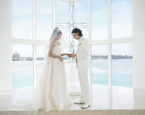 クリスタルチャペル/アールイズ・ウエディングの写真3