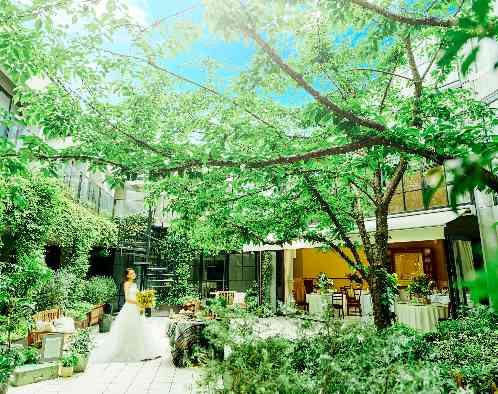 パラッツォ ドゥカーレ 麻布の写真1