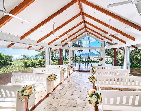 アラマンダグレートバリアリーフ / ワタベウェディングの画像1