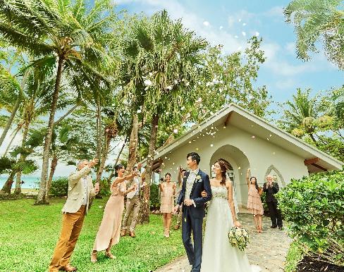 アラマンダグレートバリアリーフ / ワタベウェディングの画像2