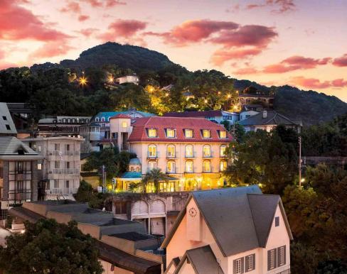 セトレグラバーズハウス