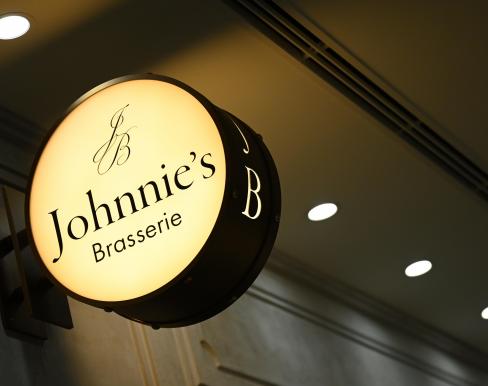 Johnnieʼs Brasserie （ジョニーズ ブラッセリー）の画像1