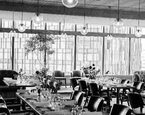 Johnnieʼs Brasserie (ジョニーズ ブラッセリー)の写真1