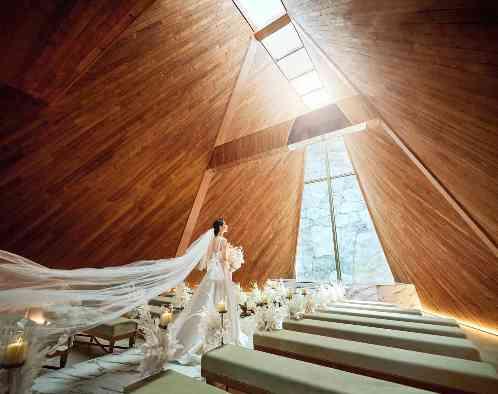 アーフェリーク白金/テイクアンドギヴ・ニーズウェディングの画像1