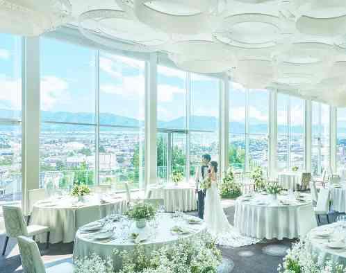 ＨＩＬＬＳＩＤＥ ＶＩＬＬＡ Ｃｉｅｌ ｅｔ Ｖｅｒｔ（ヒルサイドヴィラ シエルヴェルト）の写真1