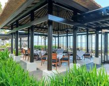 コンラッドバリインフィニティチャペルの画像3