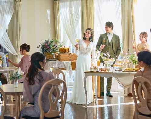 メゾン・ド・ラ・クール Maison de la Cour（旧 ヴィラデマリアージュ高崎）の画像1