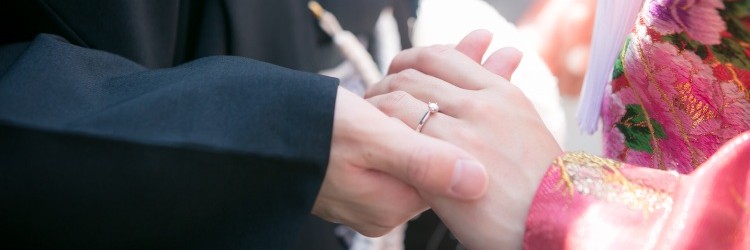 新郎新婦　和装　指輪
