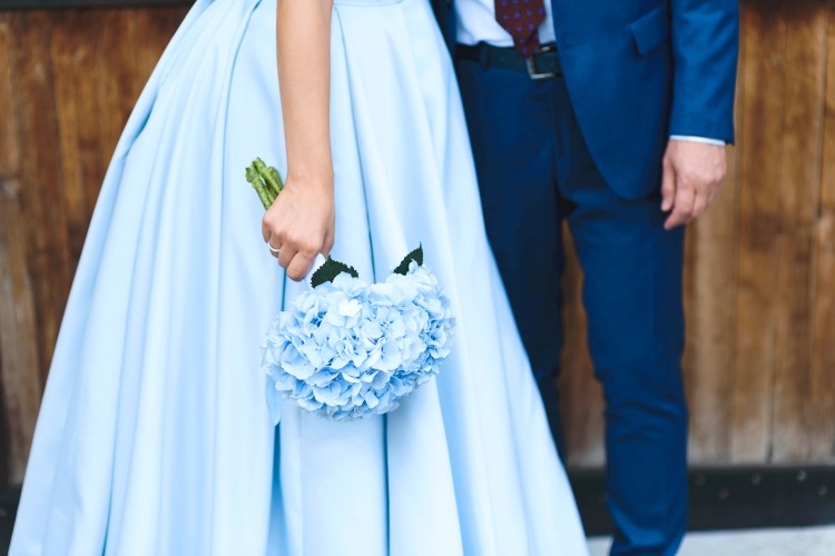 新郎新婦　水色　アジサイ