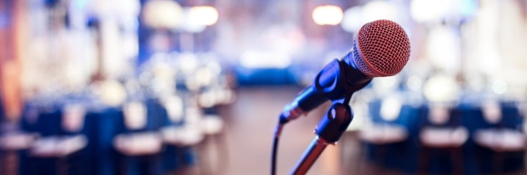 披露宴 マイク スピーチ