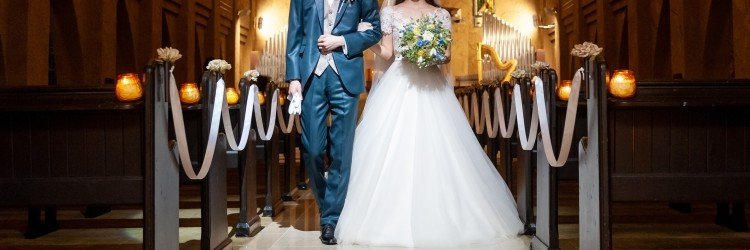 新郎新婦　チャペル　結婚式