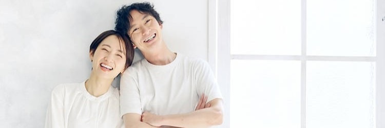 カップル　笑顔
