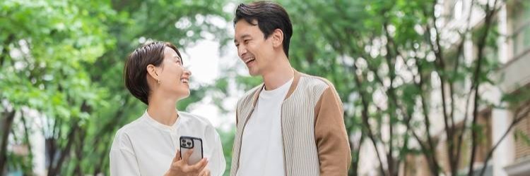 カップル　デート　ブライダルフェア