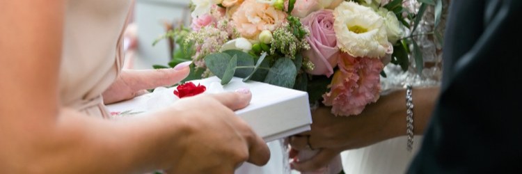 披露宴　プレゼント　ゲスト