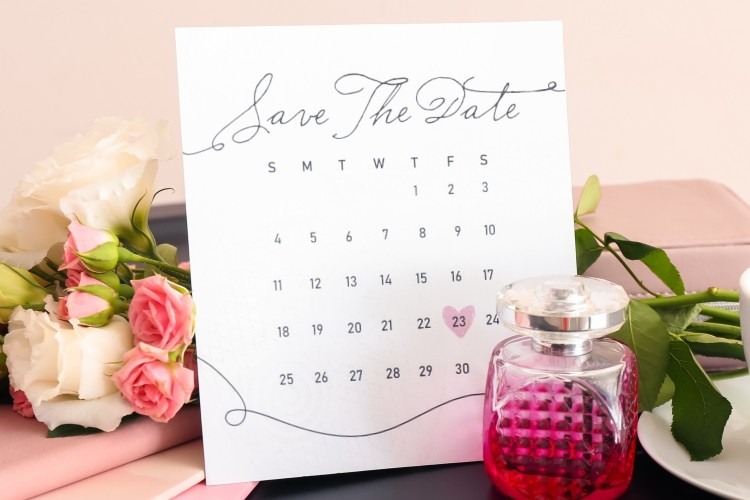 カレンダー　結婚式　ブーケ