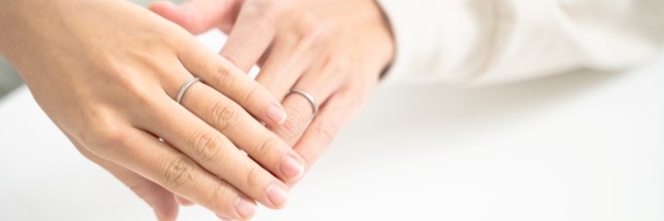 結婚指輪　カップル