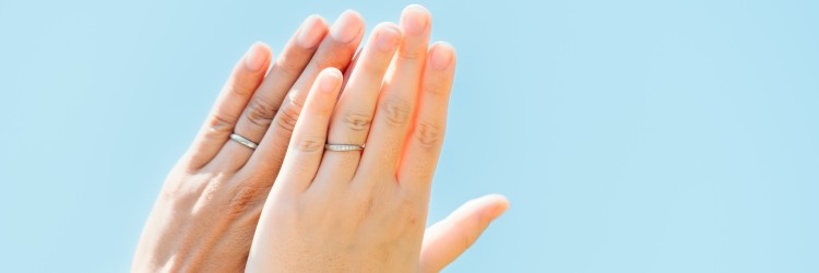結婚指輪　カップル