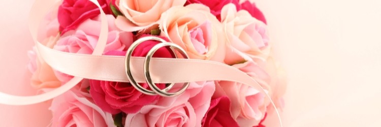結婚指輪　リボン　ブーケ