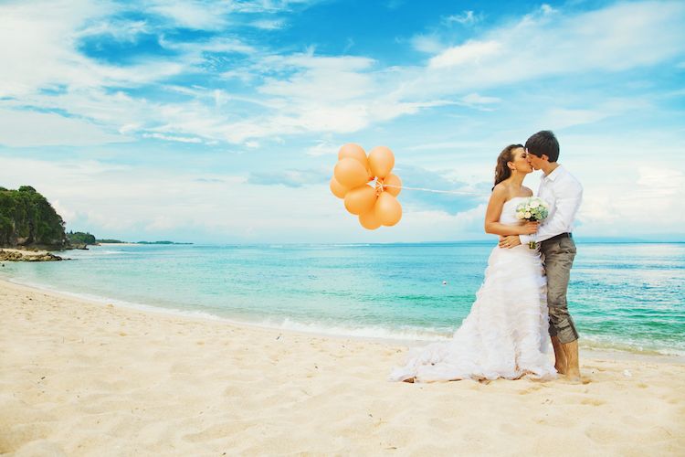 人気急上昇！沖縄で叶える結婚式に必要な費用総額まとめ
