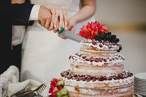 結婚式　ケーキカット