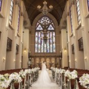 \光に包まれる大聖堂体験/憧れドレス試着×牛フィレ試食♪