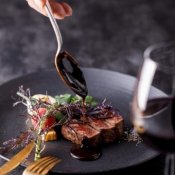 【少人数WD希望の方必見】見学&黒毛和牛試食*専用プランご紹介*