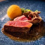 【料理で選ぶ】ゲスト目線で味わう好評の黒毛和牛×5品試食