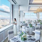 ＼Party直前見学／絶景ウェディング×130万特典&絶品コース試食の詳細を見る