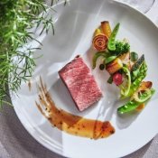 【連休BIG】国産牛使用絶品コース試食&最大130万特典付き相談会の詳細を見る