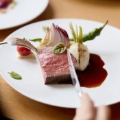 【交通費優待&75万円特典】3万相当絶品無料試食&森の独立チャペル挙式体験