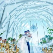 ≪31日限定≫天使の羽*憧れガラス張り挙式体験&アマギフ3万付き