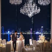 【初見学応援フェア最新ドレス見学×黒毛和牛*贅沢4品試食×150万特典