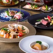 ＼月イチ／15大特典◎和牛試食×最新演出体験×ブルーの大聖堂